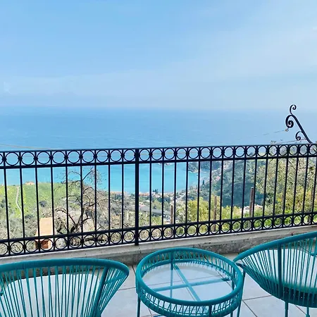 Sea View *